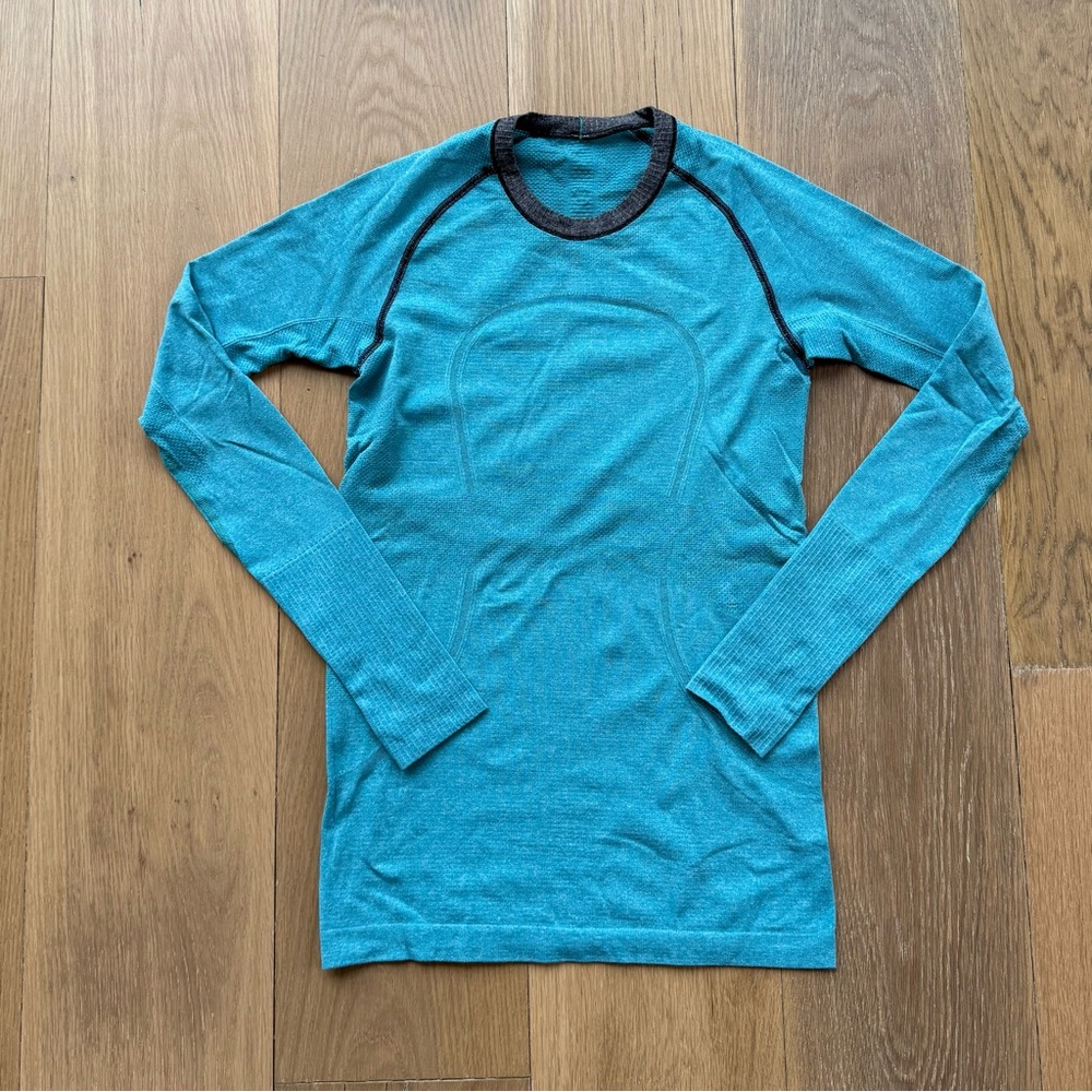 Lululemon Swiftly Tech Blue Gray Long Sleeve Top